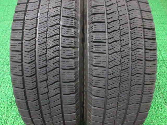 AD668【送料無料 在庫処分!!】175/65R14 超溝高 8~8.5分山 ブリヂストン スタッドレス VRX2 ♪ ホイールセット 4本 激安 フィット ヴィッツ_画像3