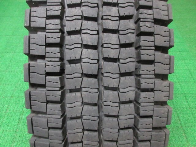 Y733【送料無料】225/80R17.5 123/122 超溝高 9分山 スタッドレス DECTES SP001 2023年製 6本 激安 中型 4トン トラック キャンター エルフ_画像5