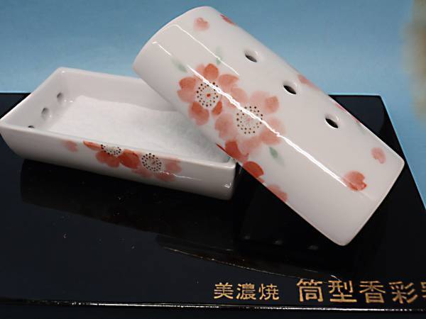 ◇24◇ 美濃焼☆香彩器 筒型【桜】香炉 国産品 陶器【信頼のヤフオク！実績２４年】★_美濃焼☆香彩器 筒型【桜】香炉