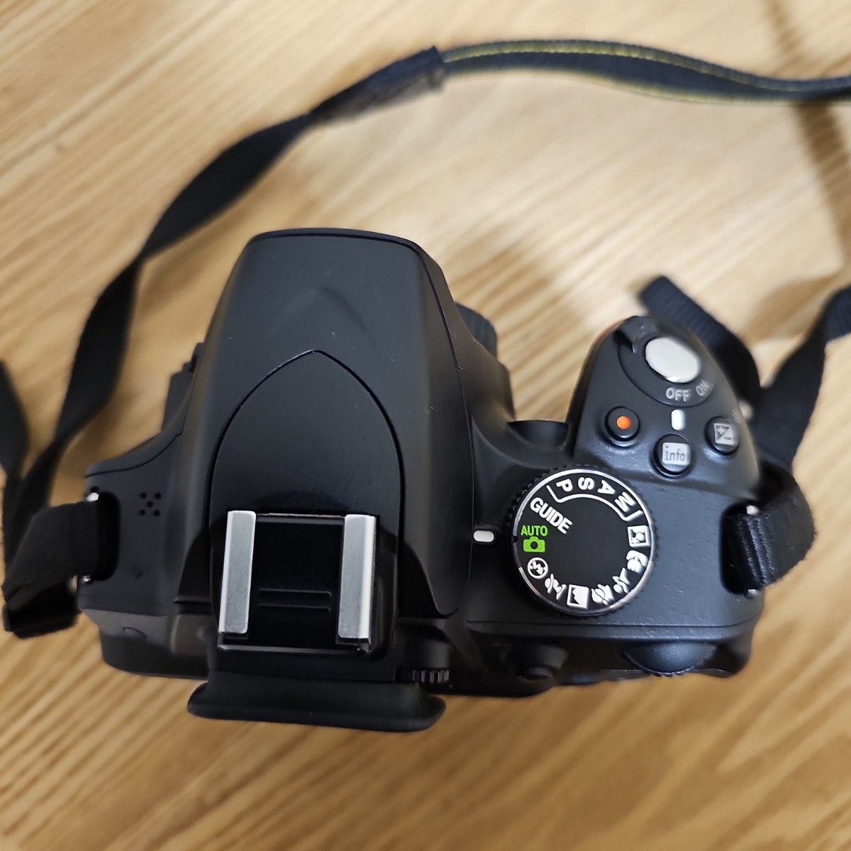 Nikon ニコン デジタル一眼レフカメラ レンズ  D3200