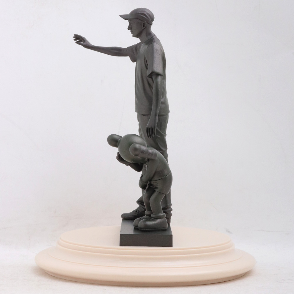 未使用 MEDICOM TOY × KAWS PARTNERS ORIGINAL FAKE VINYL 未使用 MEDICOM TOY × KAWS PARTNERS ORIGINAL FAKE VINYL