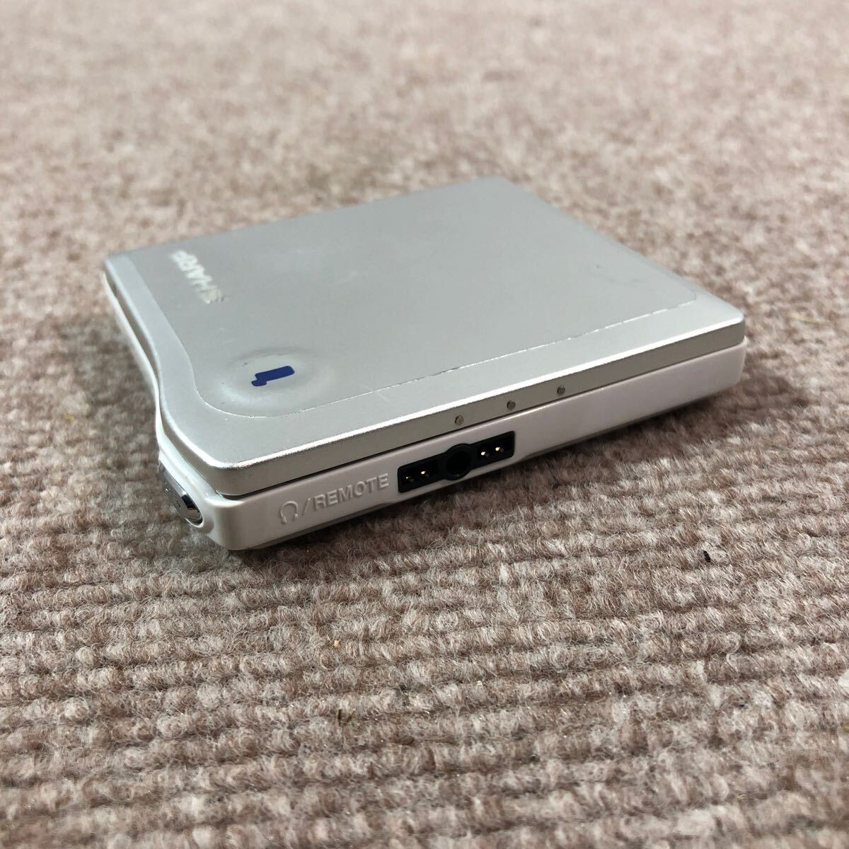 SHARP シャープ PORTABLE MD PLAYER MD-DS33-S ポータブルMDプレーヤー 通電OK 現状品の画像4