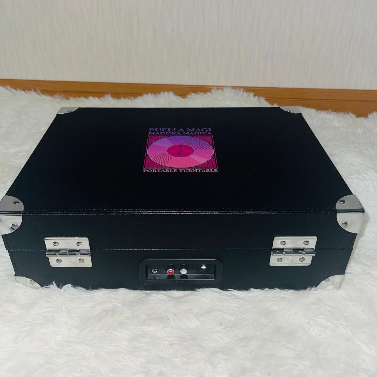 美品】魔法少女まどか マギカ ポータブルターンテーブル OCP-01 美品】魔法少女まどか マギカ ポータブルターンテーブル OCP-01