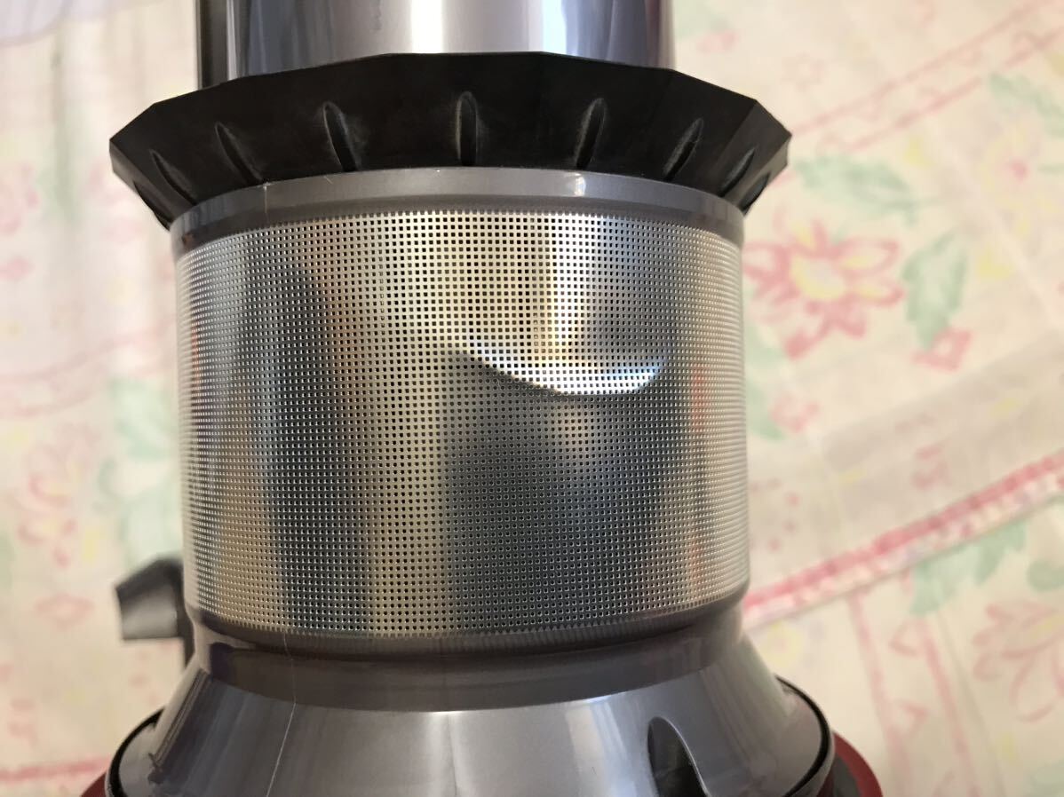 ☆dyson ダイソン V10（SV12）コードレスクリーナー 清掃、通電、動作確認済みジャンク品_画像7