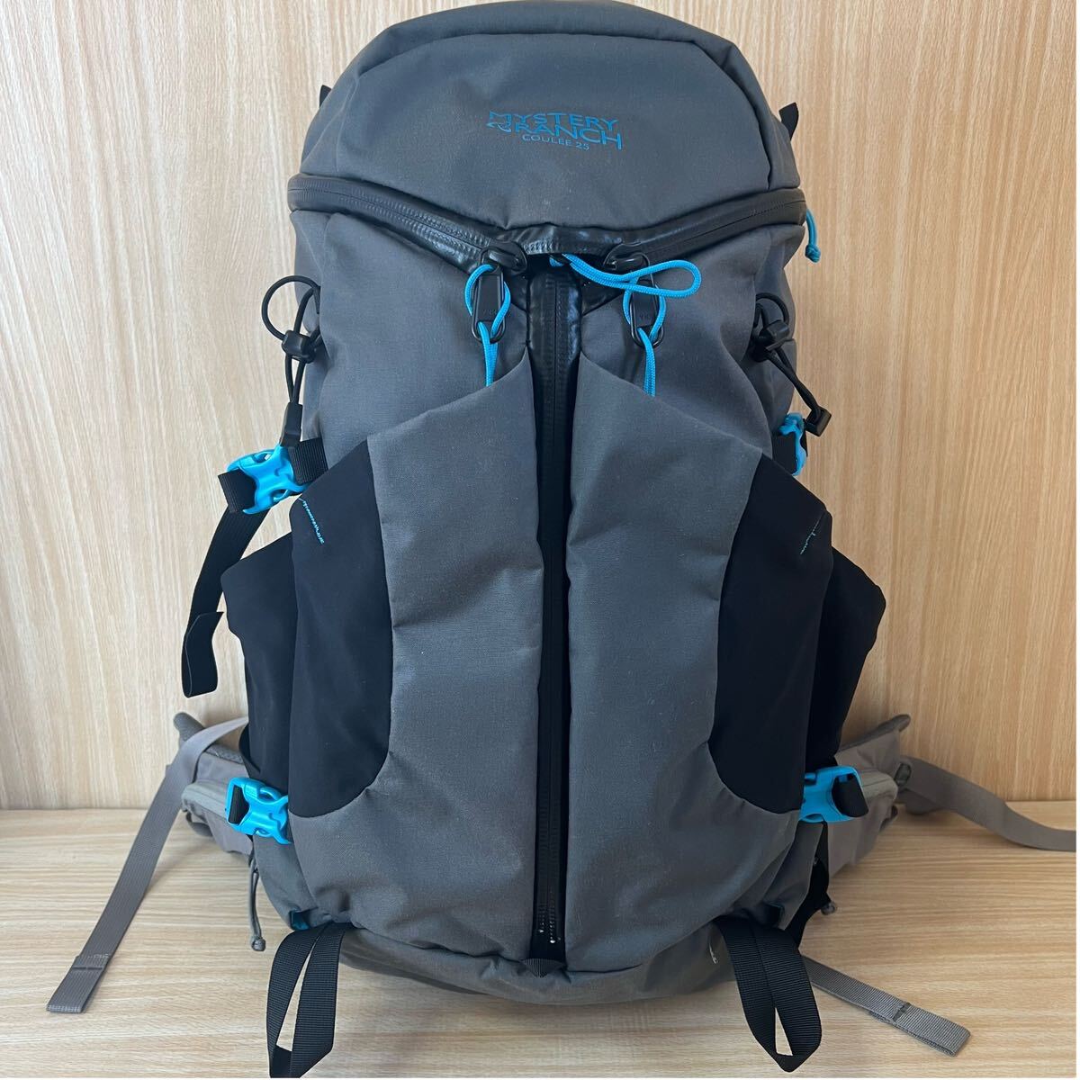 [ great popularity ]MYSTERY RANCH COULEE25 GRAY Mystery Ranch Koo Lee 25 rucksack shadow moon lady's men's combined use bag pack 