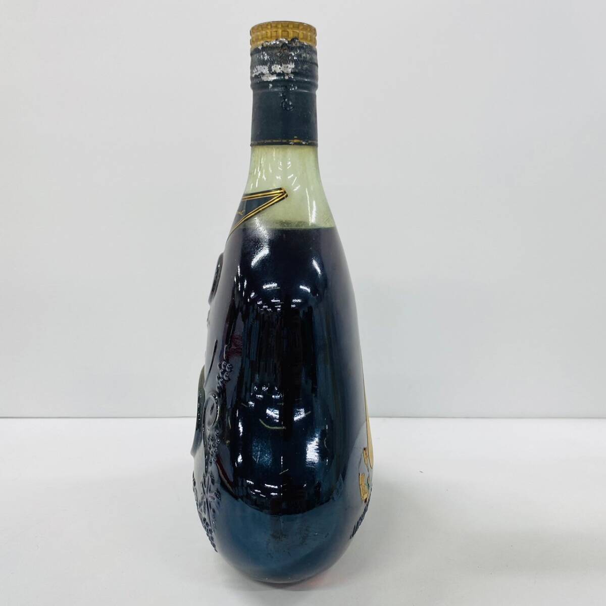 K224-Z7-223【未開栓】ヘネシー HENNESSY X.O COGNAC コニャック 金キャップ グリーンボトル 700ml 40% 古酒 ブランデー 酒の画像4
