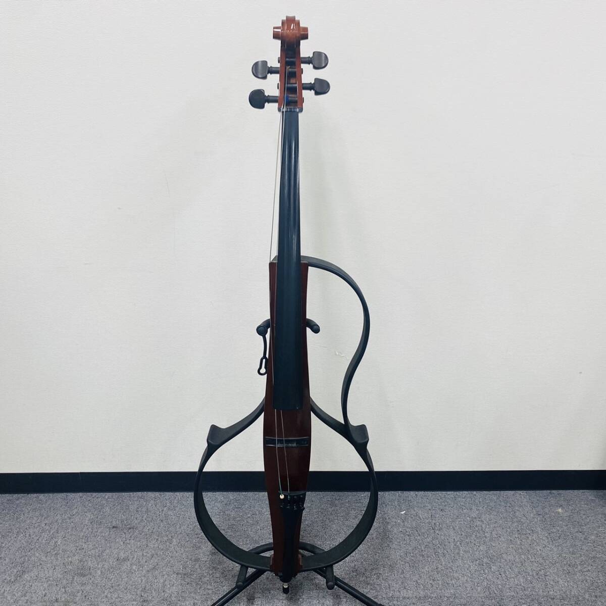 M212-Z7-333 ▲ YAMAHA ヤマハ SILENT Cello サイレントチェロ SVC-100 通電確認済み 付属品あり アコースティックチェロ 弦楽器 楽器 ②_画像2