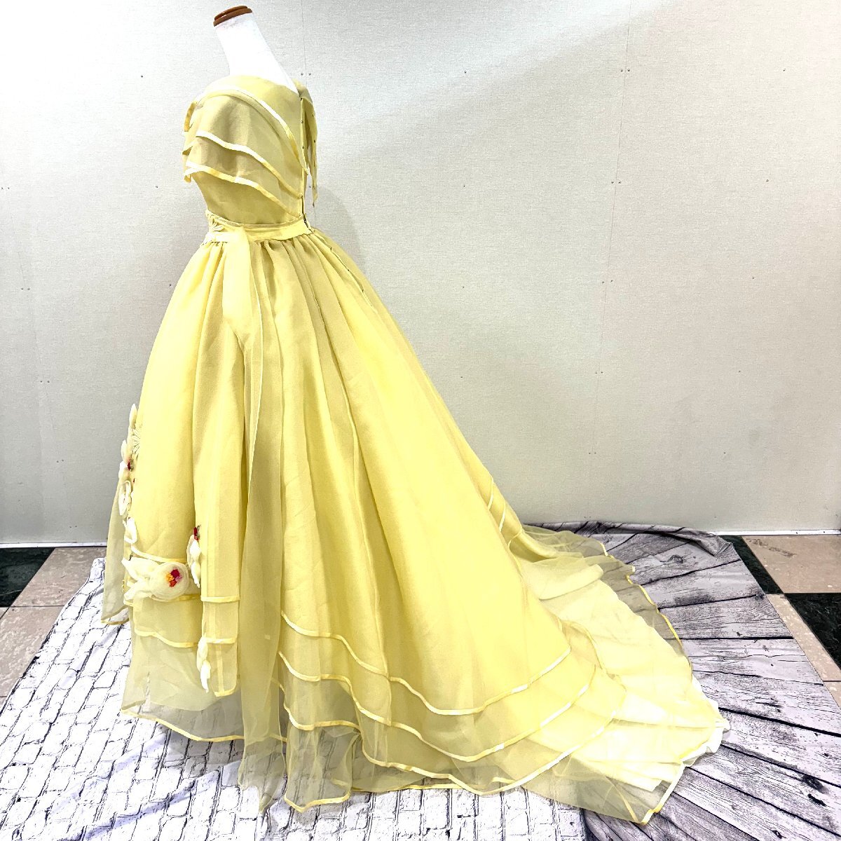 MARIMO 黄色 イエロー カラードレス パーティドレス ドレス 貸衣装 ブライダル 結婚式 披露宴 衣装 舞台発表 コスプレ 刺繍の画像2