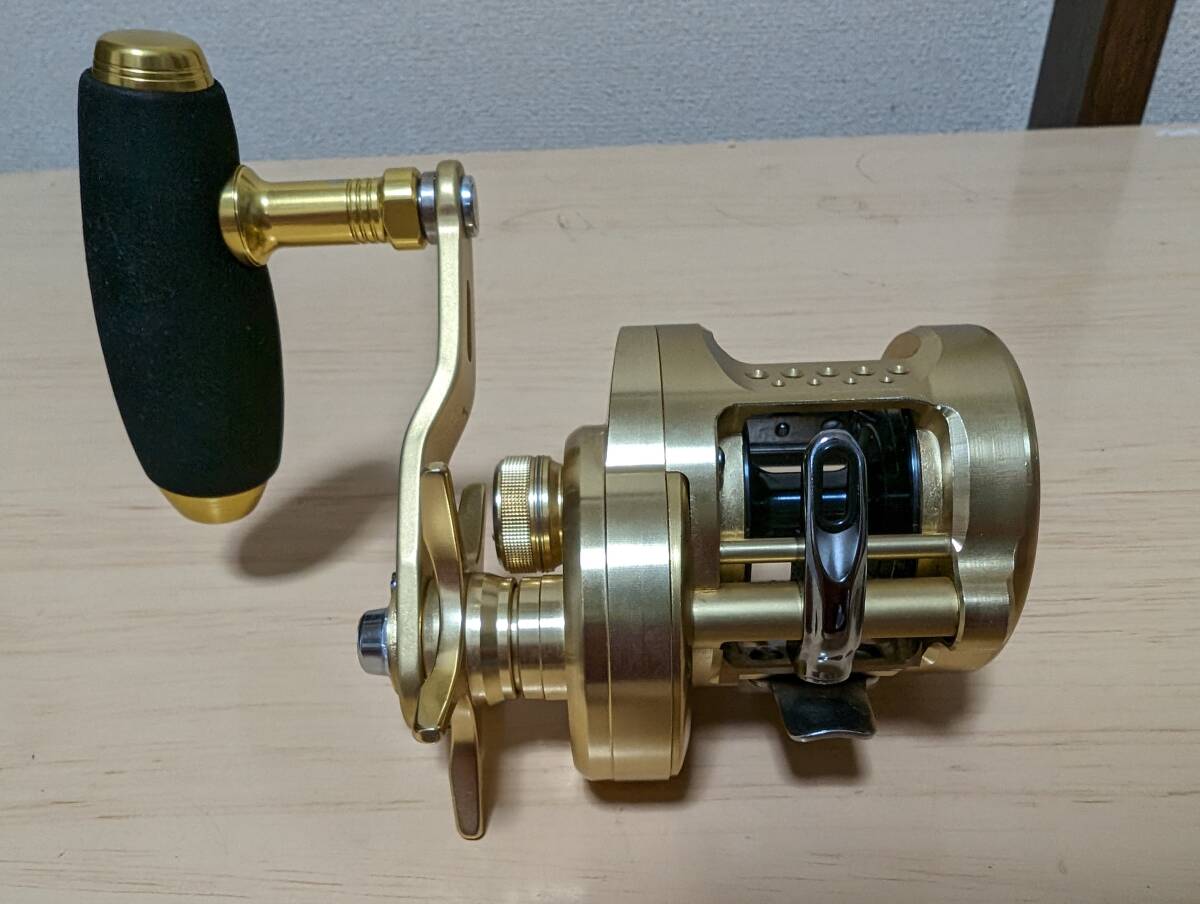 シマノ オシア コンクエスト 300HG 右巻き SHIMANO OCEA CONQUEST　●スタジオオーシャンマークAE82ハンドルノブ付● ②_画像3