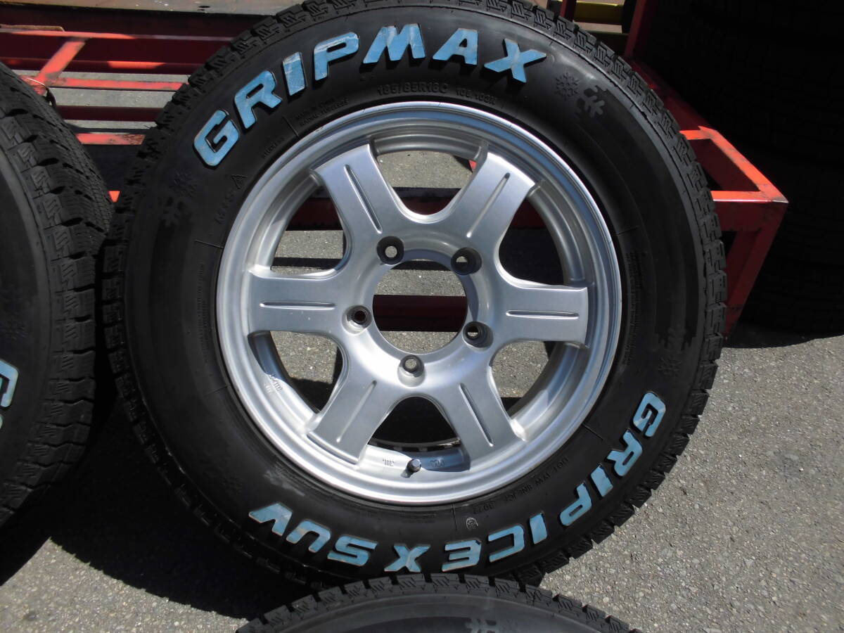 売切り☆即決有☆美品☆ジムニー用 16インチ☆5.5J+22 PCD139.7 5H☆GRIP MAX GRIP ICE SUV 185/85R16C 105/103N 2022年☆スタッドレスSET_画像5