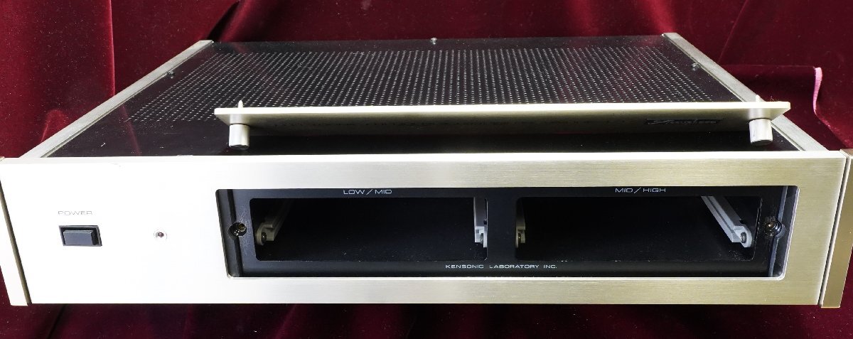 A&P　ACCUPHASE：F5:3WAYチャンデバ①：ボ－ド無し：USED　送料は着払い_画像2