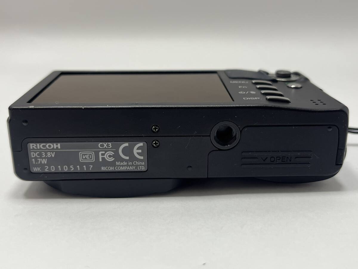 【UD169ST】RICOH CX3 リコー コンパクトデジタルカメラ ブラック デジカメ 付属品有 光学機器 ※ジャンク 動作未確認 _画像5