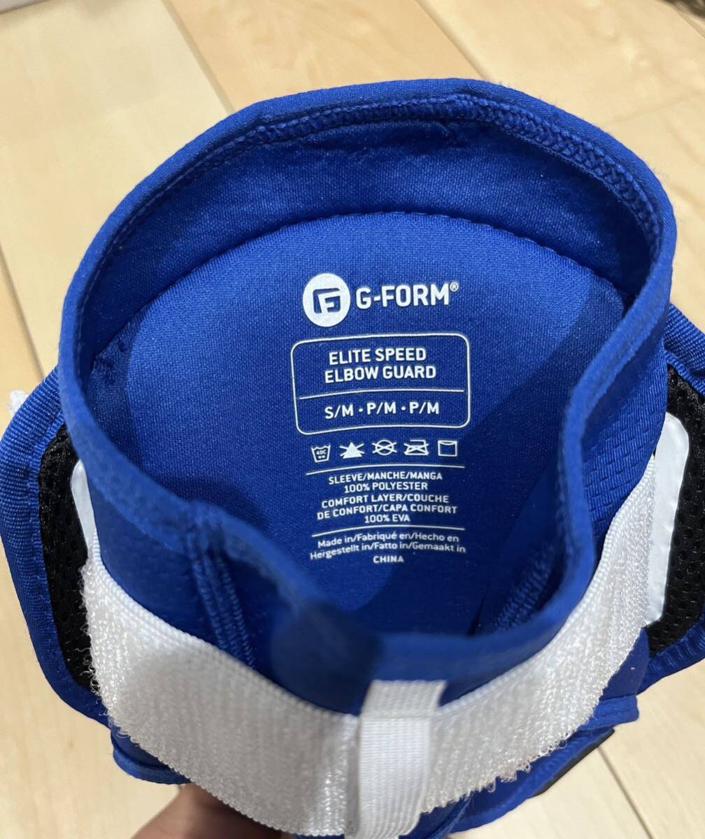 【美品】G-Form エリートスピード　エルボーガード　ストラップ調整付肘パッド　ロイヤルプリズム、大人用　S/M 野球　ソフトボール　mlb _画像3