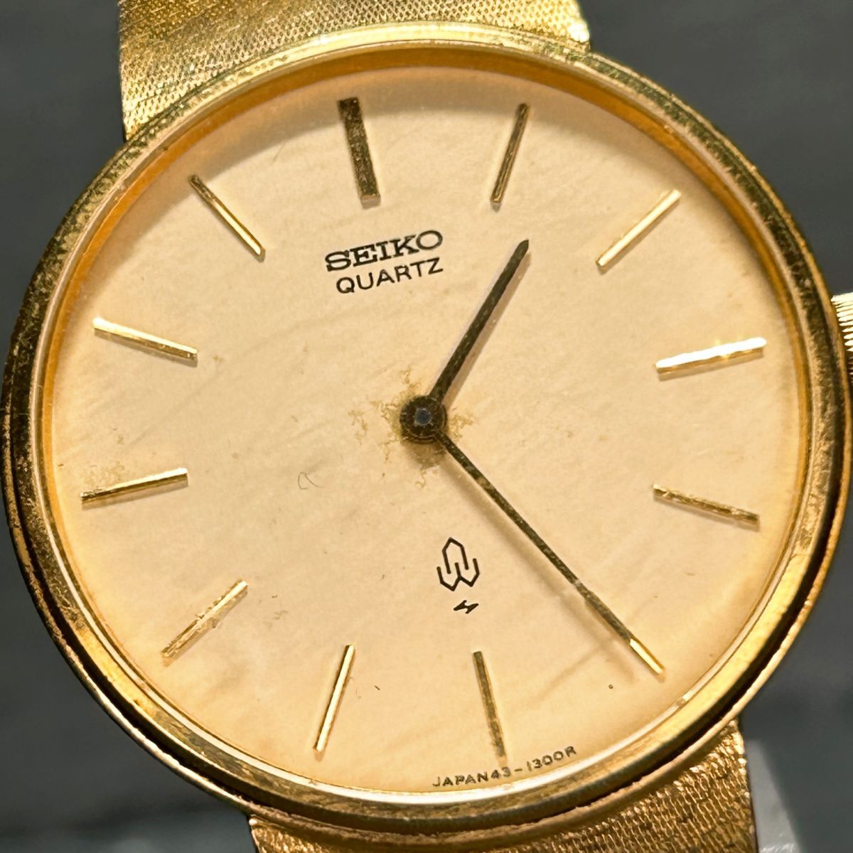 1970年代製 SEIKO セイコー QUARTZ クオーツ 43-0180 腕時計 アナログ ゴールド ステンレススチール 亀戸製 新品電池交換済み 動作確認済みの画像1