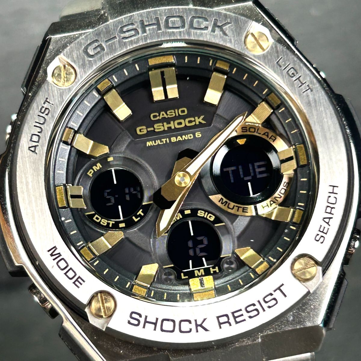 美品 CASIO カシオ G-SHOCK ジーショック G-STEEL ジースチール GST-W110D-1A9 腕時計 電波ソーラー アナデジ 多機能 ゴールド ステンレス_画像1