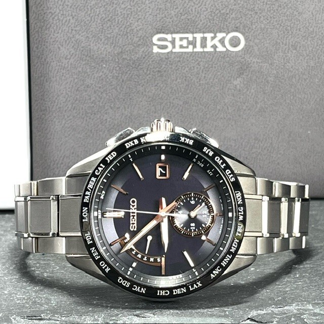 超美品 SEIKO BRIGHTZ セイコー ブライツ フライトエキスパート SAGA243 腕時計 電波ソーラー チタニウム アナログ 3針 カレンダー メンズの画像5