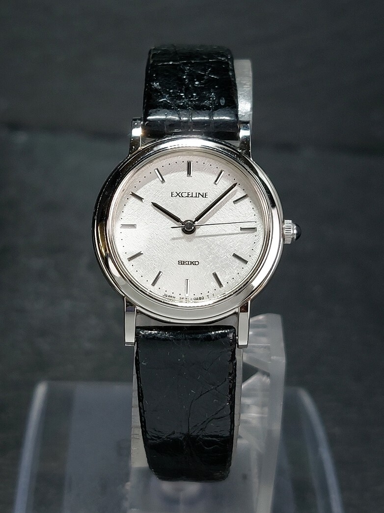  прекрасный товар SEIKO Seiko EXCELINE Exceline 3F31-0A60 аналог кварц наручные часы белый циферблат кожаный ремень маленький размер батарейка заменен 