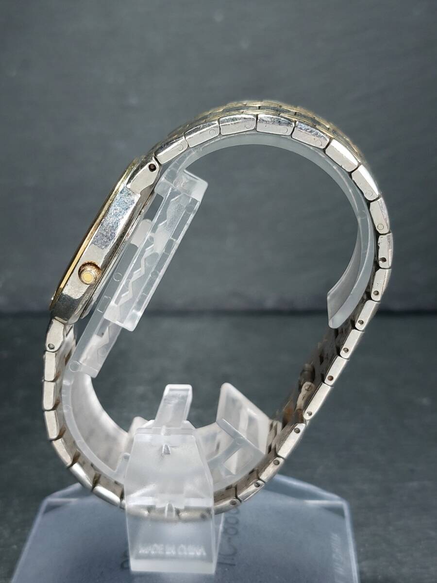 JASMINE MOREIRA ジャスミンモレラ J-005 アナログ クォーツ 腕時計 3針 ダイア シルバー＆ゴールド メタルベルト ステンレススチールの画像4