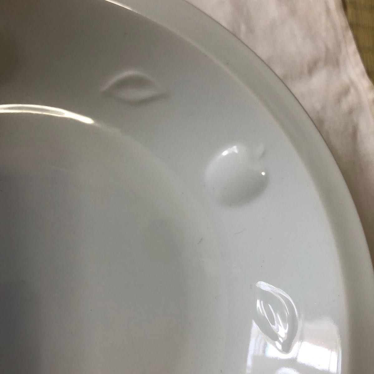 乳白色　お皿大2&中皿2＆コップ2 カレー皿　スープ皿　