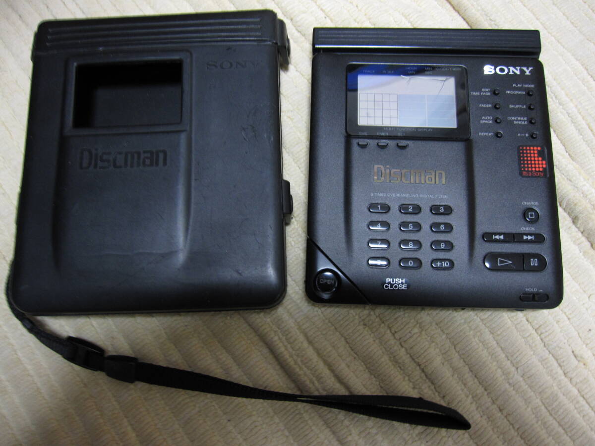 SONY Discman D-350　 CD　コンパクトプレイヤー　ケース付 　通電OK　ジャンク　_画像1