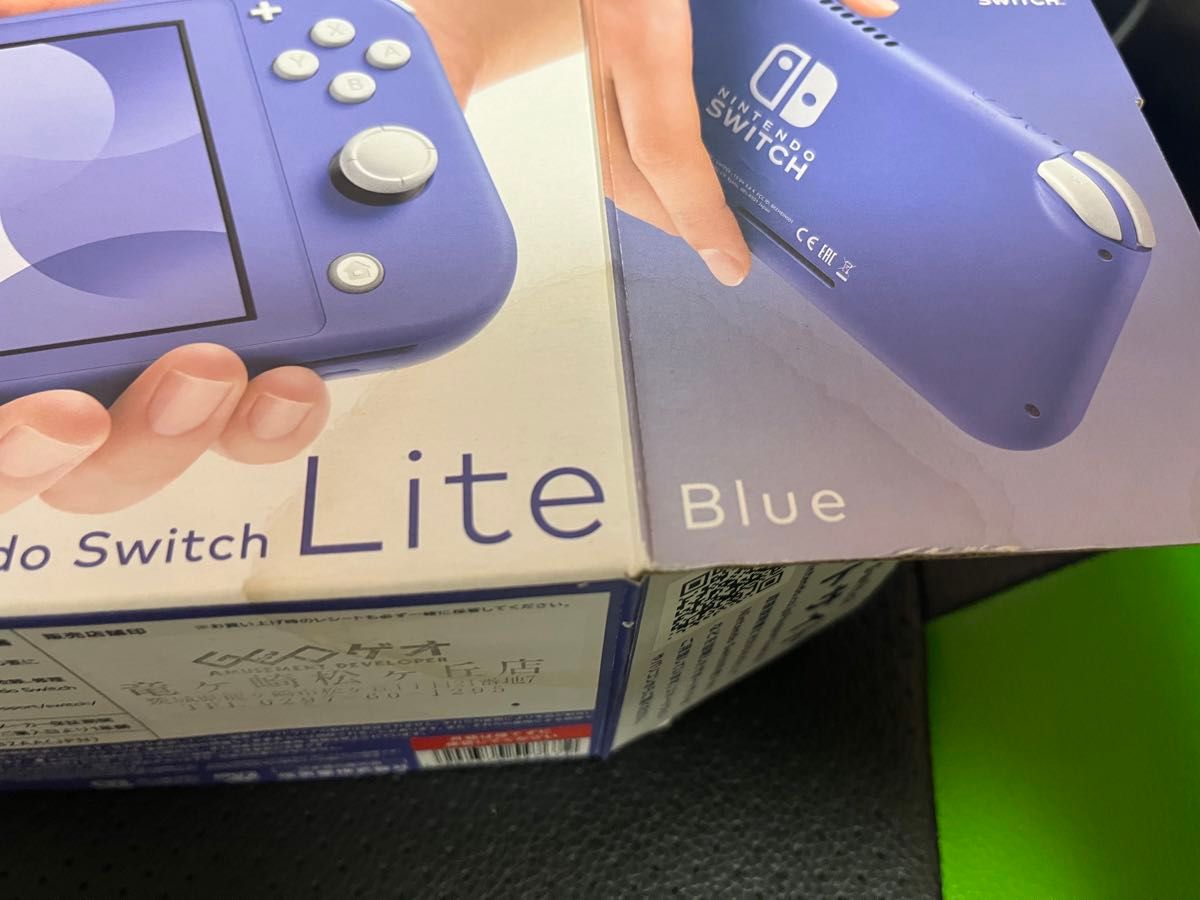 Nintendo Switch light本体