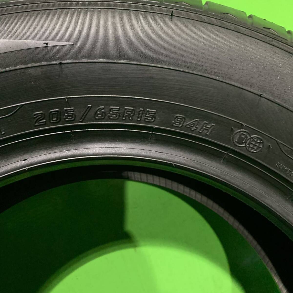 AE713-405★新品未使用　DUNLOP ENASAVE RV505 エナセーブ　205/65R15 94H 夏タイヤ 1本　サマー_画像5