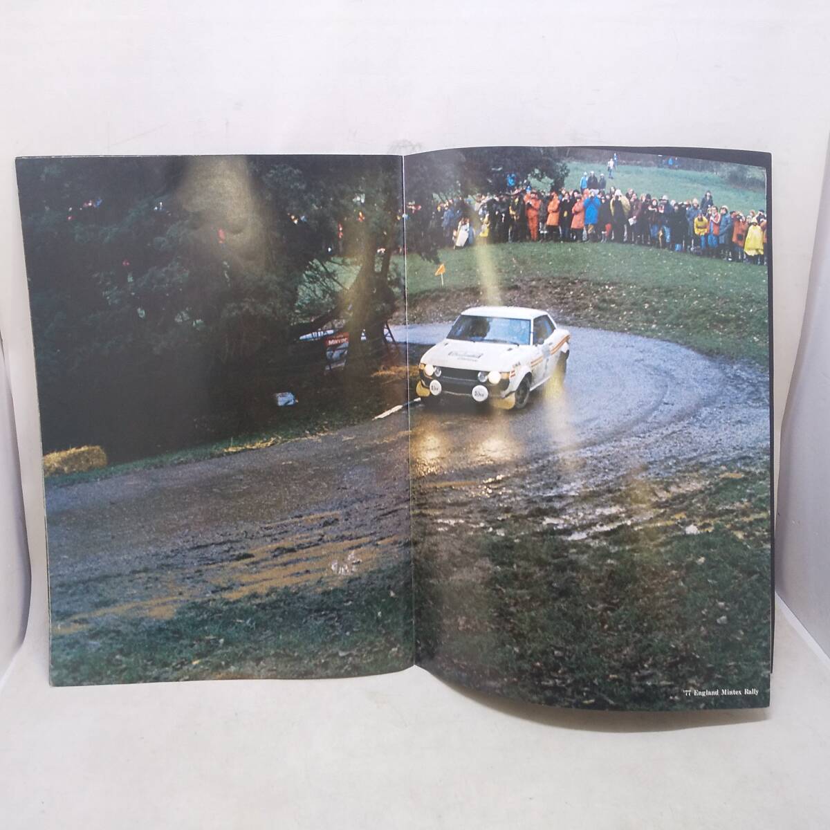 ◆当時物 初代セリカ 大判写真集 CELICA IN THE EXCITING WORLD ラリー レース 1977年 旧車 TOYOTA トヨタ◆G2452の画像9