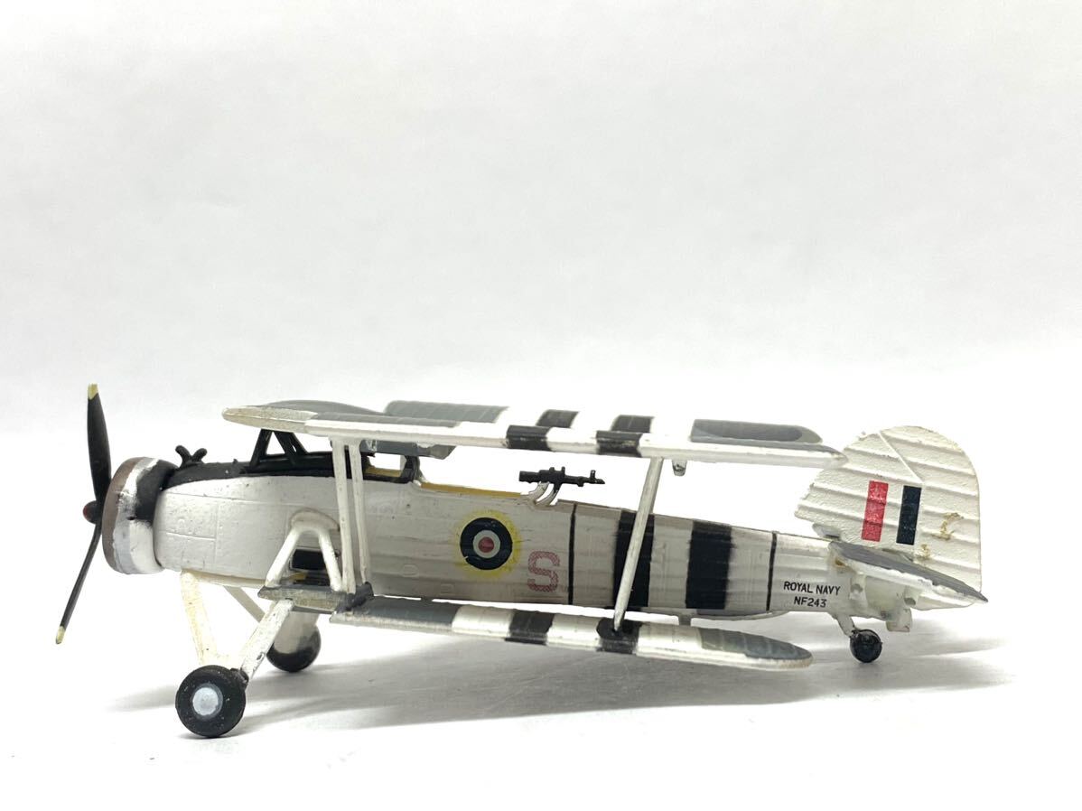  редкий f-toys 1/144. лист машина коллекция Secret Swordfish Англия военно-морской флот авиация . no. 816 полет .1944 год 7 месяц 
