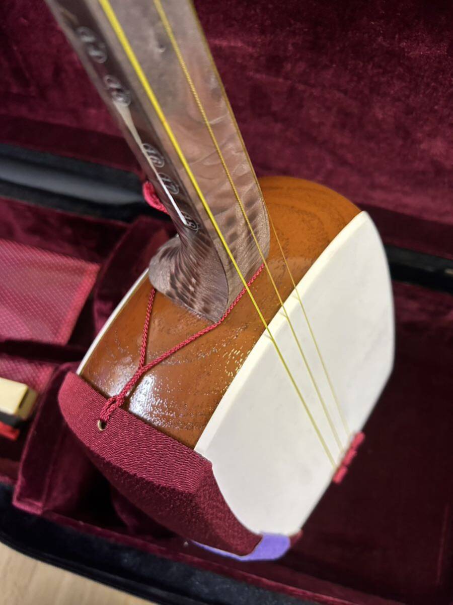 MY0501 shamisen традиционные японские музыкальные инструменты средний . палочки музыкальные инструменты . криптомерия туловище струнные инструменты мягкий чехол имеется 
