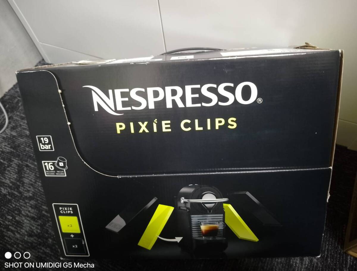 GD81 【1円から】 未開封品 PIXIE Clips C60-BY-W ブラック&レモンイエロー ネスレネスプレッソカプセル コーヒーメーカーの画像1