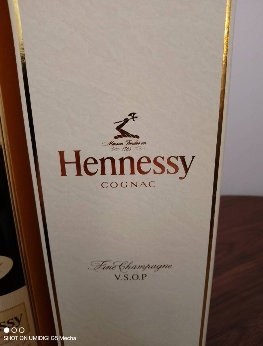 GD73 【1円から】 【未開栓】 Hennessy（ヘネシー）V.S.O.P スリム クリアボトル 40％ 700ml 箱ありの画像5