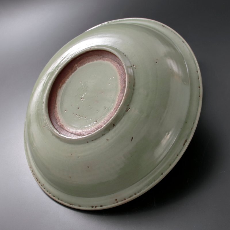 【古美味】江戸時代前期 初期伊万里 青磁陰刻花文平鉢 茶道具 保証品 J0jZの画像5