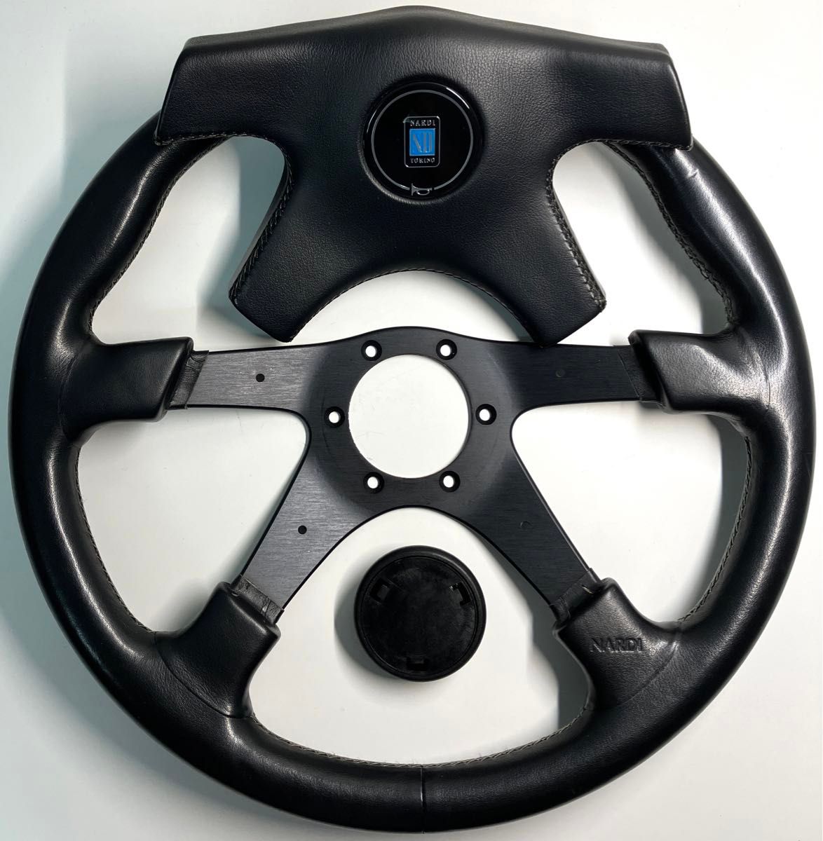 NARDI ナルディ ガラ4 ステアリング 365mm FET/MOMO/モモ NARDI ナルディ ガラ4 ステアリング 365mm FET/MOMO/モモ