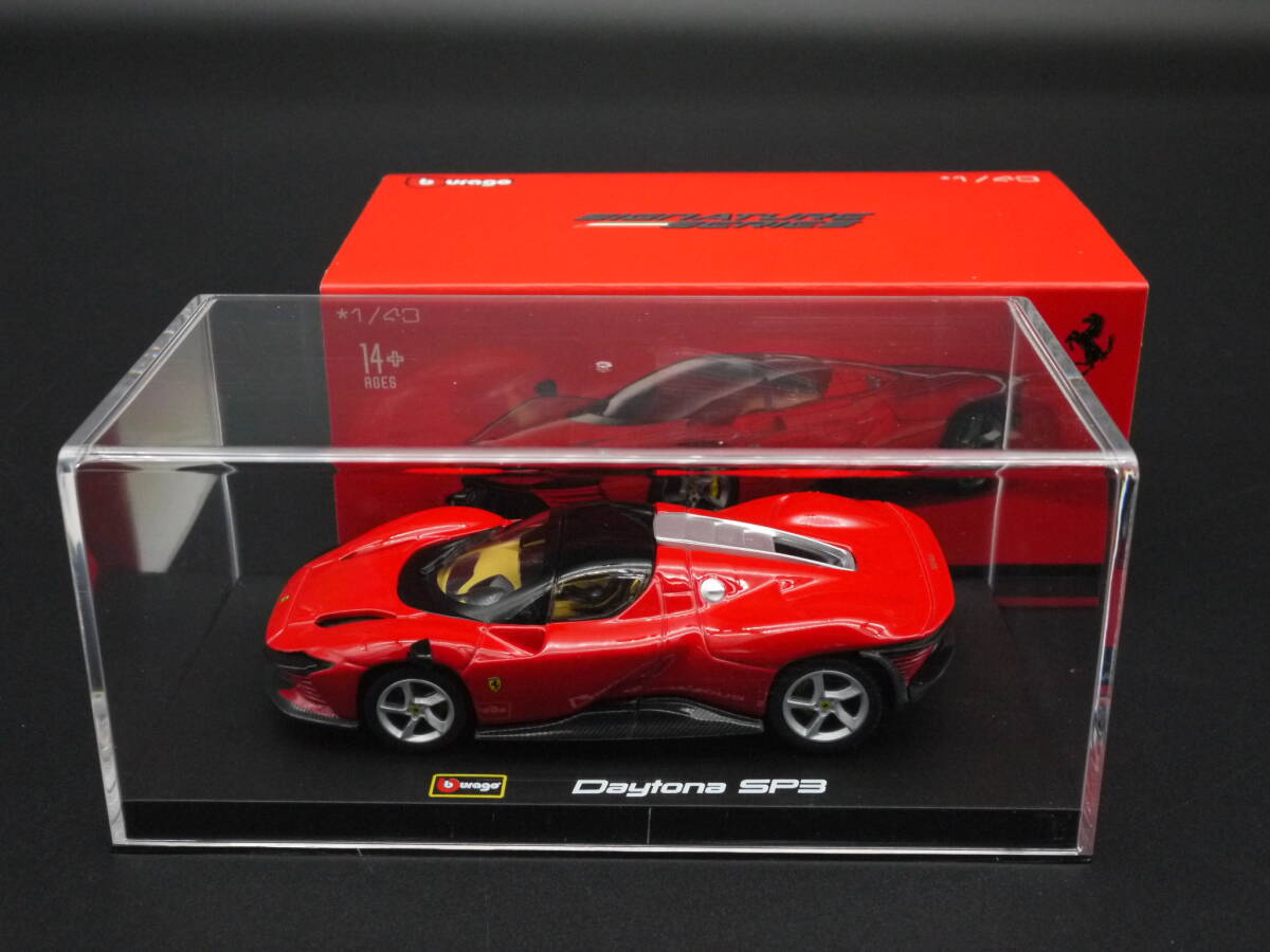 1:43 Bburago Signature フェラーリ デイトナ SP3 Daytona レッド 2022 Ferrari(アウトレット)_画像8