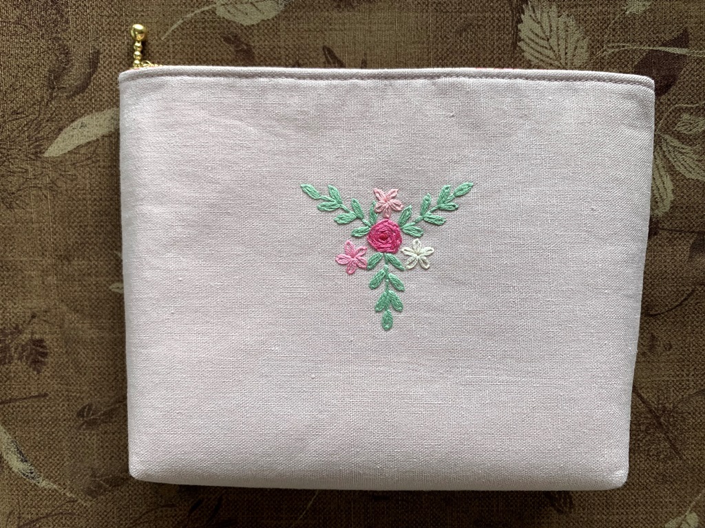  hand made, hand embroidery,[.. rose . lilac. fastener attaching pouch ] mauve color 