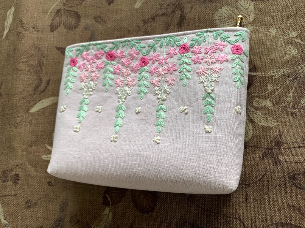  hand made, hand embroidery,[.. rose . lilac. fastener attaching pouch ] mauve color 