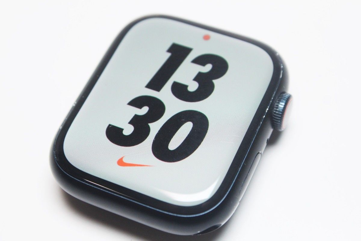 Apple Watch Nike Series 7/GPS+セルラー/45mm/A2478〈MKL53J/A〉④