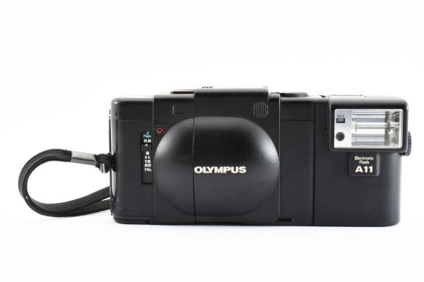 【光学極上品】Olympus オリンパス XA / A11 フラッシュ付 コンパクトフィルムカメラ #748-2_画像1