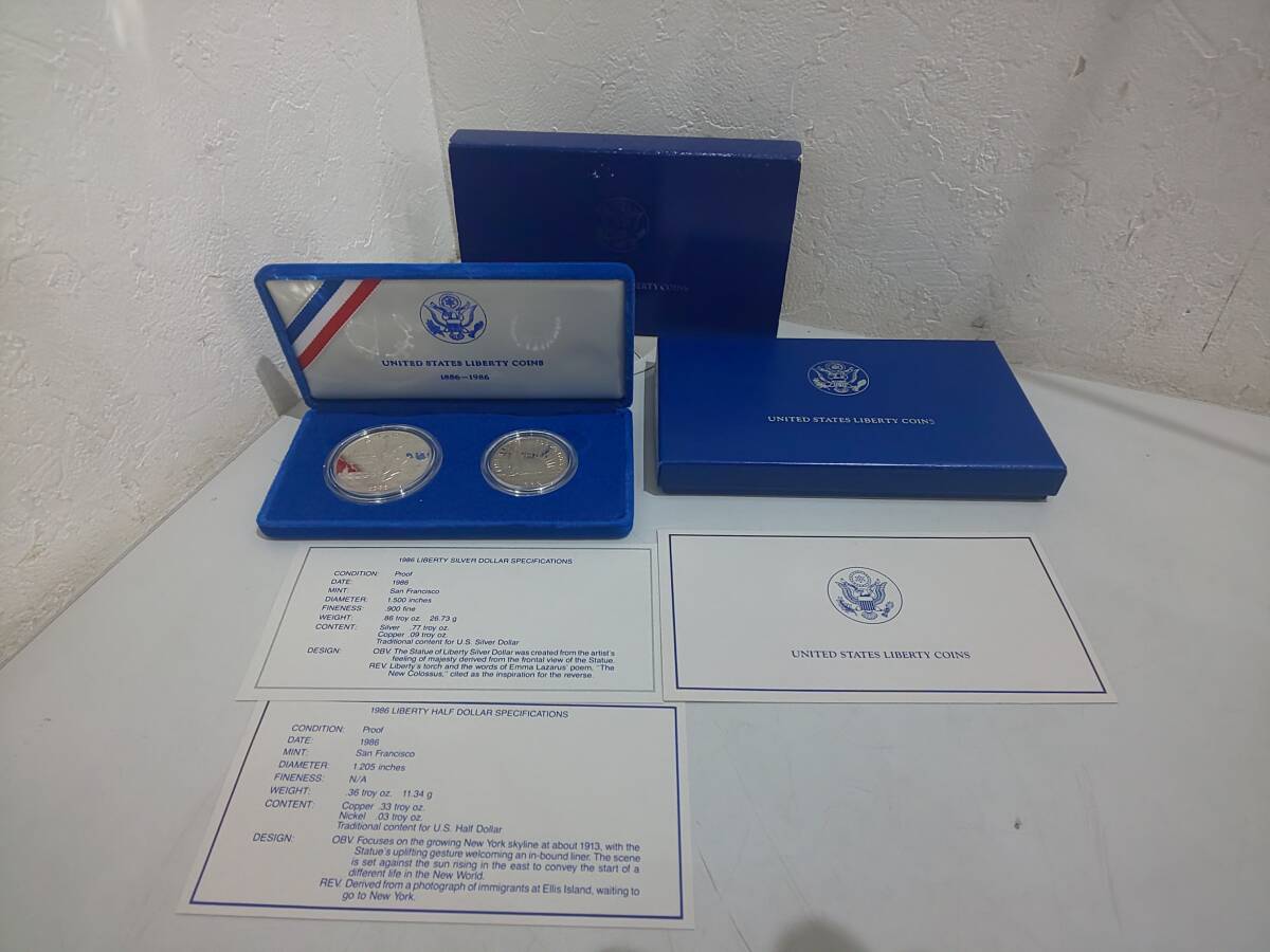 58093★未使用 1986年 1ドル 50セント 記念コイン 自由の女神 銀貨 アメリカ リバティ ケース付きの画像1