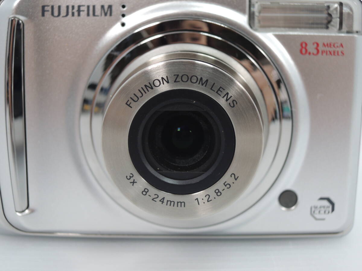 △FUJIFILM 富士フイルム コンパクトデジタルカメラ FinePix A800 シルバー 付属品 箱あり コンデジ 通電確認済み/管理7733A12-01260001の画像4