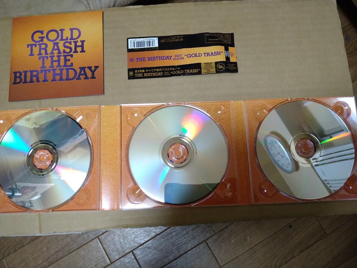 中古品 the Birthday GOLD TRASH BEST ALBUM （全28曲）初回限定盤 3DISCS（2CD+DVD）STUDIO LIVE 映像 72分 収録DVD付 _画像6