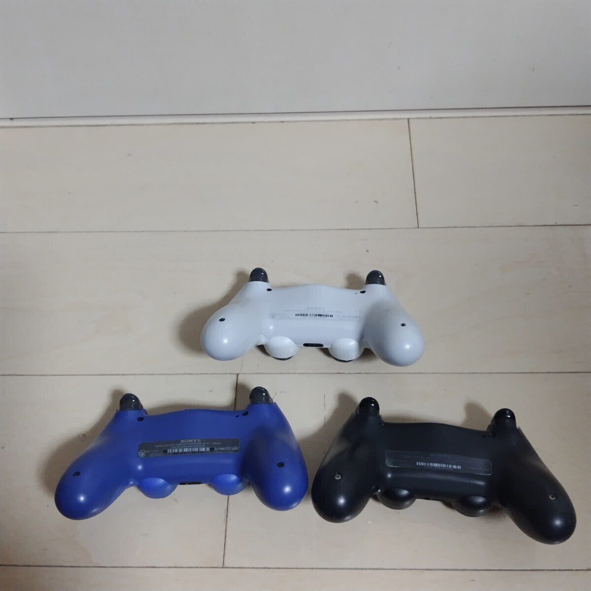 SONY ソニー PS4 PlayStation4 プレステ4 ワイヤレスコントローラー コントローラー 3個 ☆ ジャンク ☆の画像2