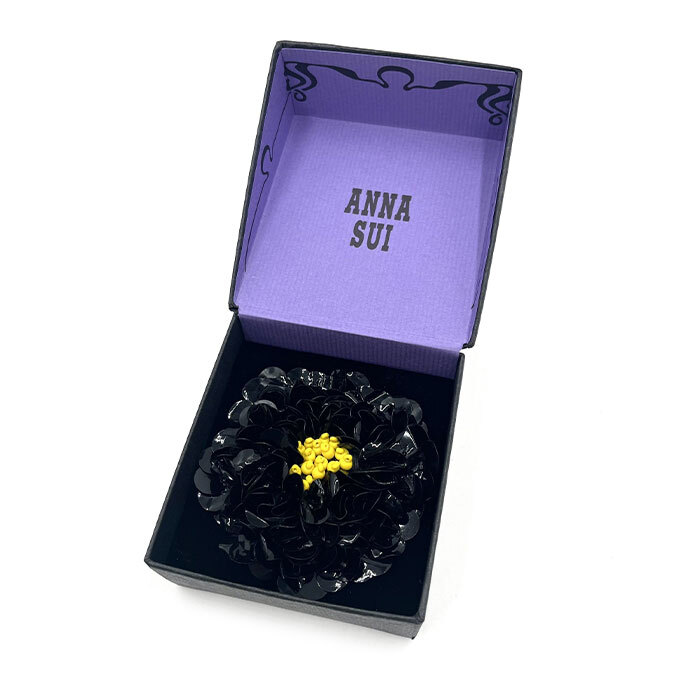 アナスイ ANNA SUI 花ブローチ コサージュ スパンコール ビーズ 光沢 ブラック イエロー 送料無料 返品可能 h0305wq05711_画像1