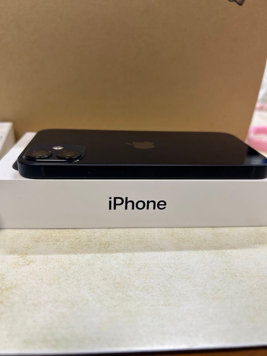 iPhone 12 mini ブラック 64 GB Y!mobile