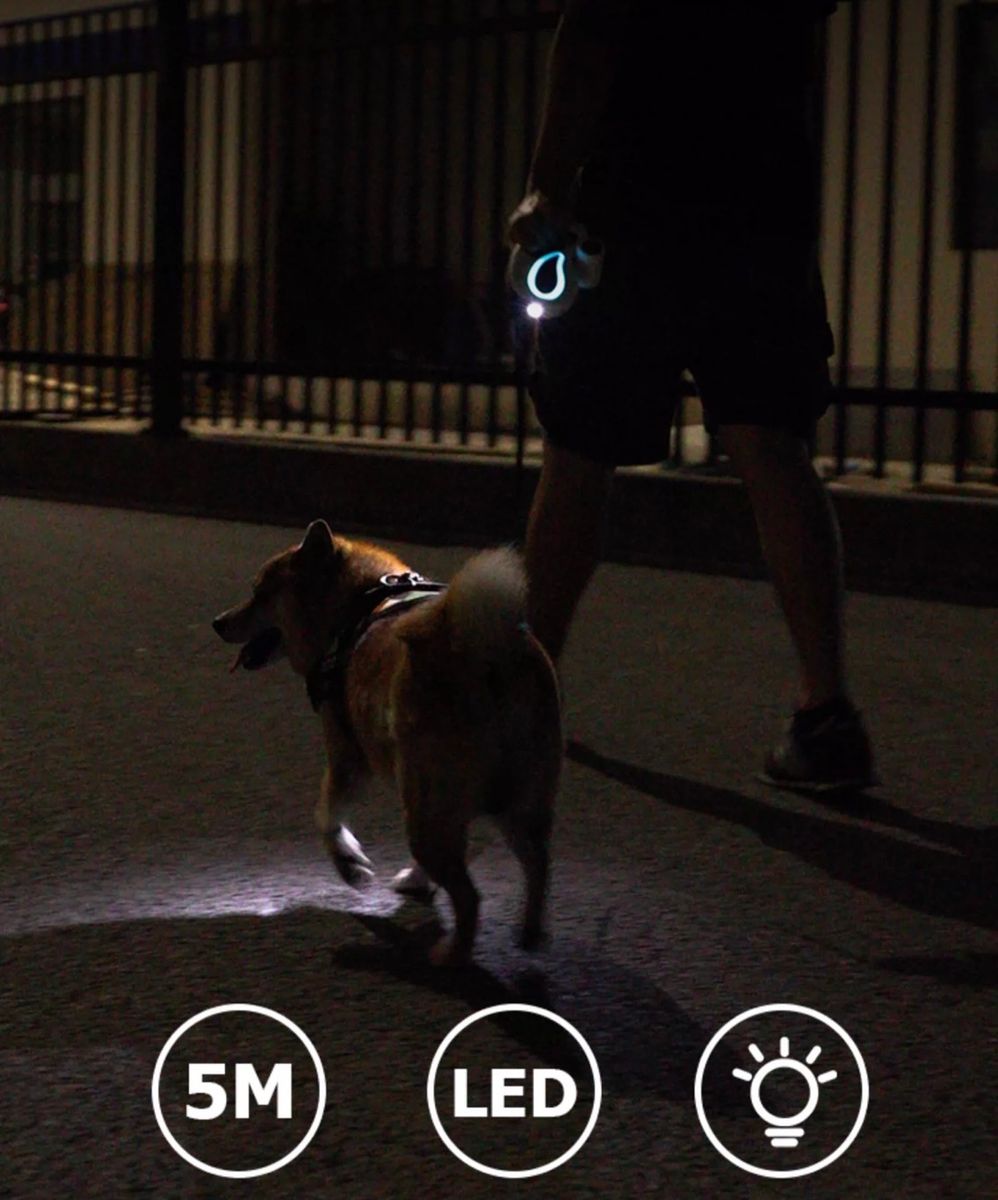 新品　多彩LED 電灯　マナーケース　反射材付き　自動伸縮　巻き取り　リード　白 犬用伸縮リード フレキシリード