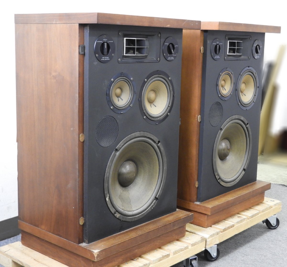 * PIONEER Pioneer CS-770A speaker pair * used *