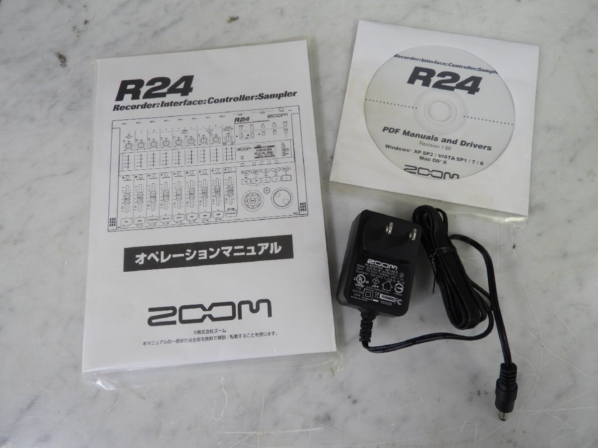 ☆ ZOOM ズーム R24 レコーダー インターフェース コントローラー サンプラー 箱付き ☆中古☆の画像8