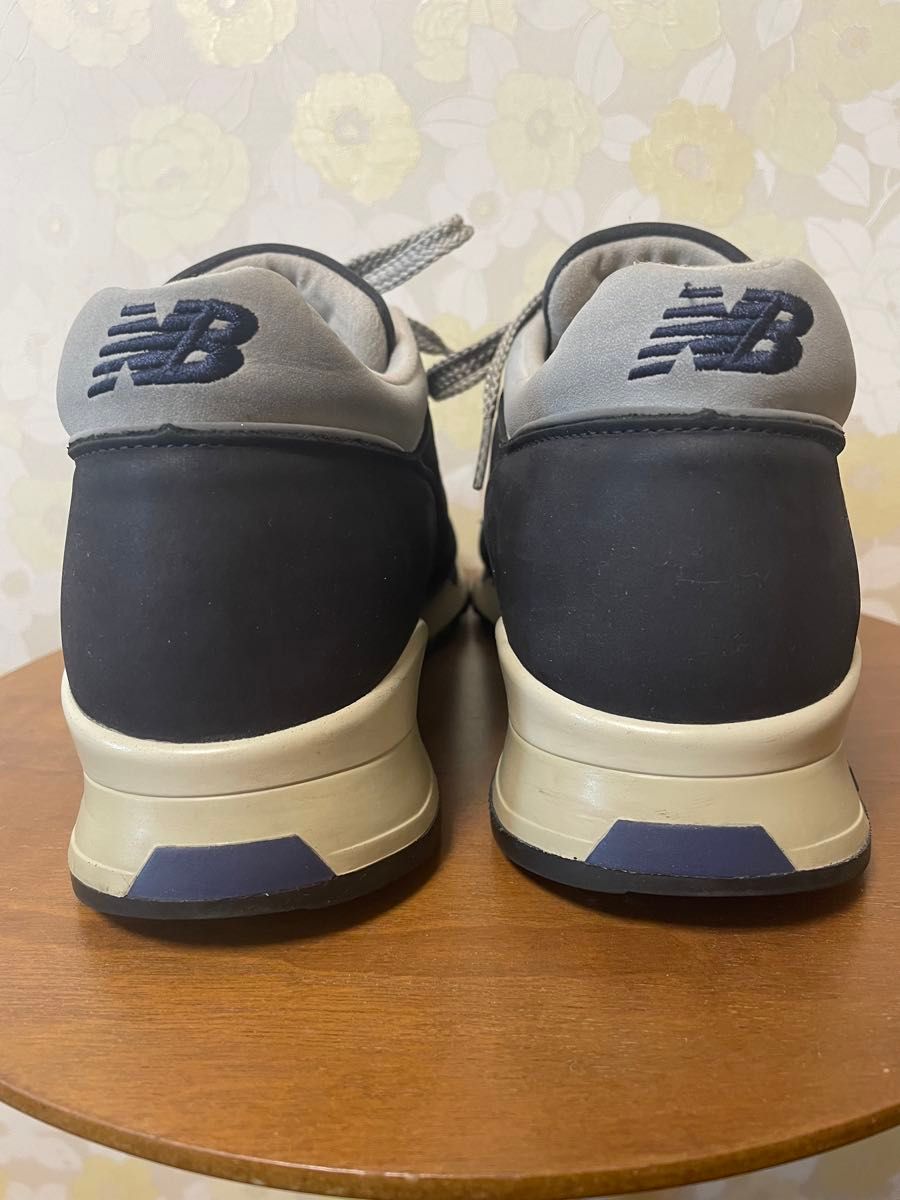 【美品】NEW BALANCE ニューバランスM1500OGN 26.5cm