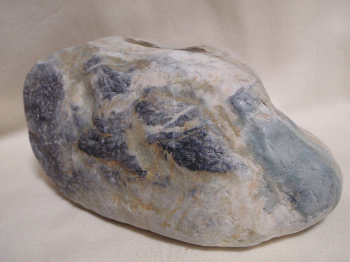 糸魚川 翡翠 ヒスイ     295       海岸     751ｇ  原石 鉱物 の画像2