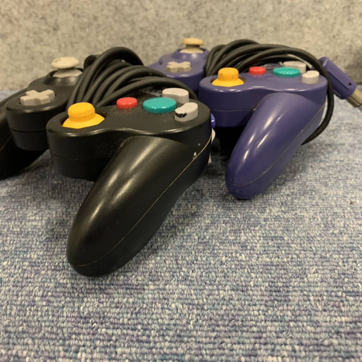^[ selling out ]Nintendo Game Cube for controller 4 piece set sale!